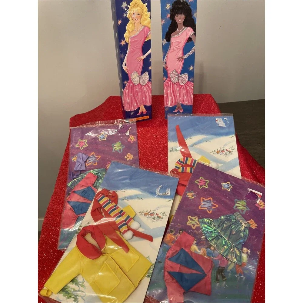 1990 AVON Fashion Doll Lot! KENZIE and JENNA 11.5” Doll, W/Box 4 Outfits